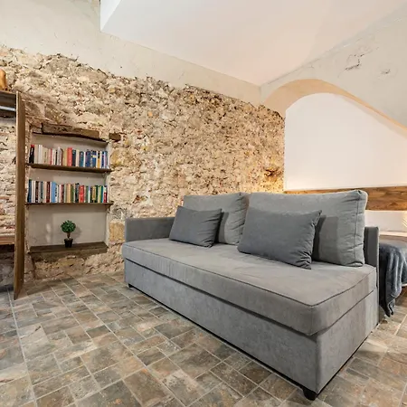Apartment Old Town Experience *